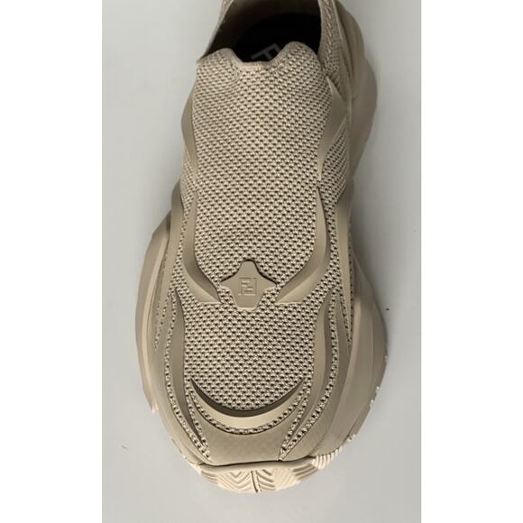 NIB 1050 Fendi Flow Men\'s Fabric Beige Sneakers 11 US (44 Euro) 7E1504 Italy main image 10